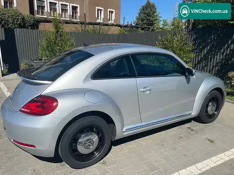 Volkswagen Beetle 2013, фото з оголошення 2 з 17, VIN 3VWJX7AT2DM658310