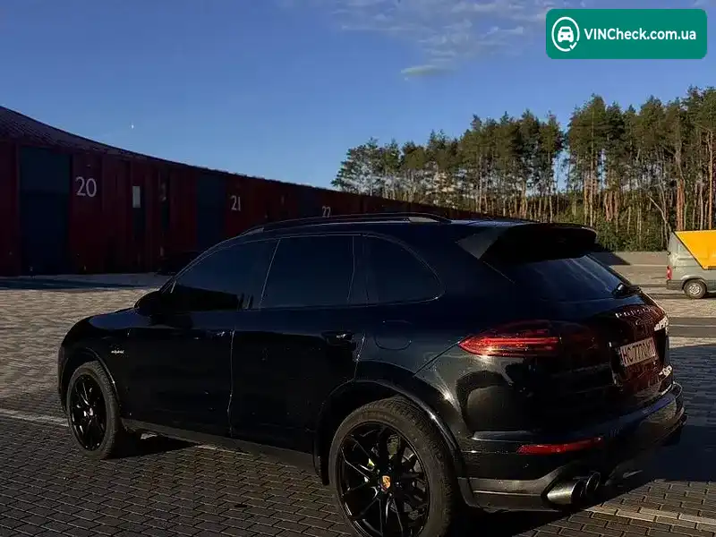 Porsche Cayenne 2017, фото з оголошення 2 з 20, VIN WP1AE2A24HLA74581