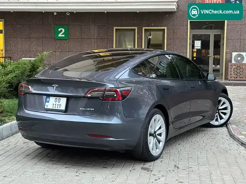 Tesla Model 3 2023, фото з оголошення 2 з 5, VIN 5YJ3E1EB6PF637498