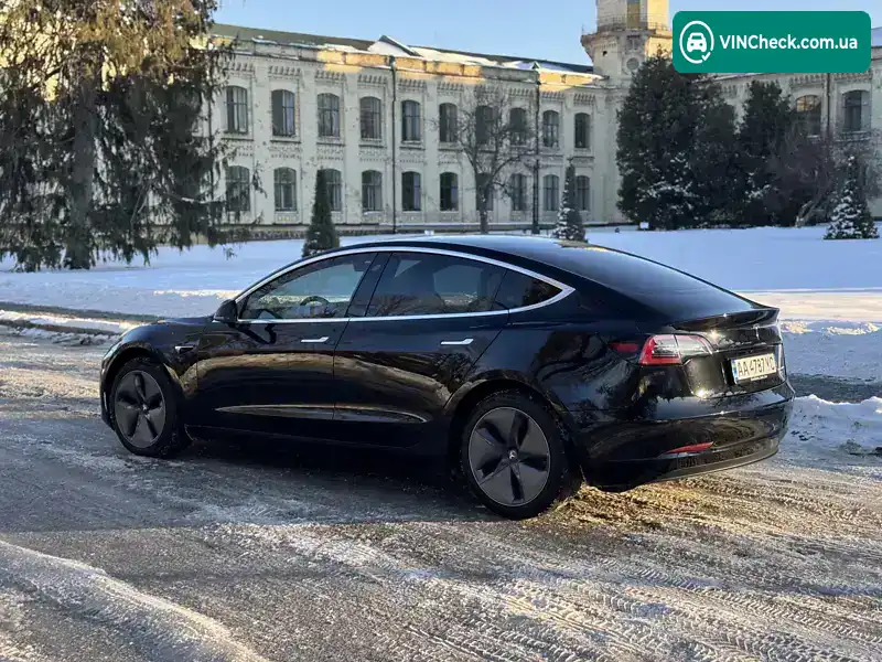 Tesla Model 3 2019, фото з оголошення 2 з 21, VIN 5YJ3E7EB5KF368938