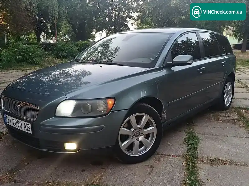 Volvo V50 2004, фото з оголошення 1 з 15, VIN YV1MW753152049897