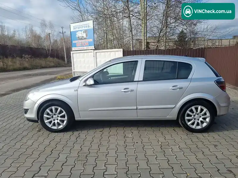 Opel Astra 2008, фото з оголошення 2 з 20, VIN W0L0AHL4882175901