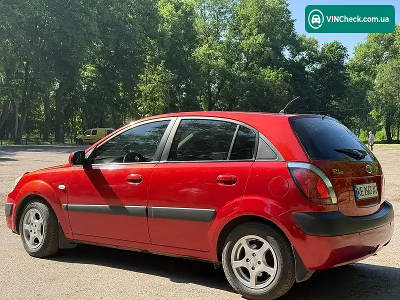 Kia Rio 2007, фото з оголошення 2 з 20, VIN KNEDE241376236056