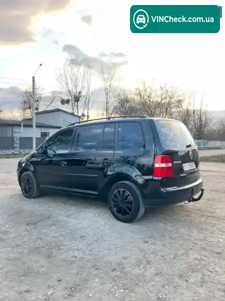 Volkswagen Touran 2004, фото з оголошення 1 з 20, VIN WVGZZZ1TZ4W163626
