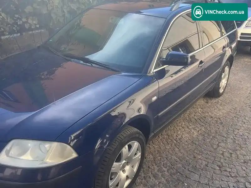 Volkswagen Passat 2001, фото з оголошення 1 з 10, VIN WVWZZZ3BZ2E084783