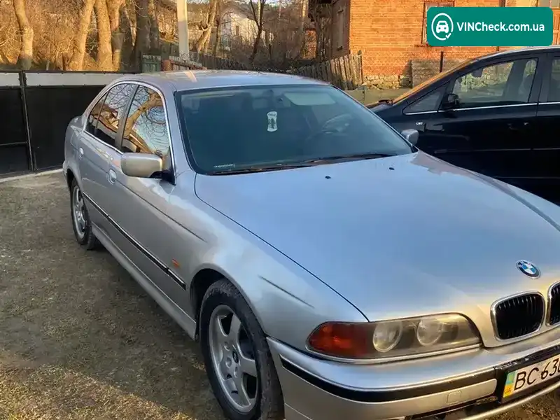 BMW 5 Series 1998, фото з оголошення 1 з 9, VIN WBADK510409643435