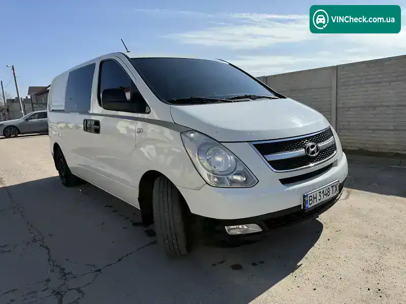 Hyundai H-1 2011, фото з оголошення 1 з 19, VIN KMFWBX7KABU385624