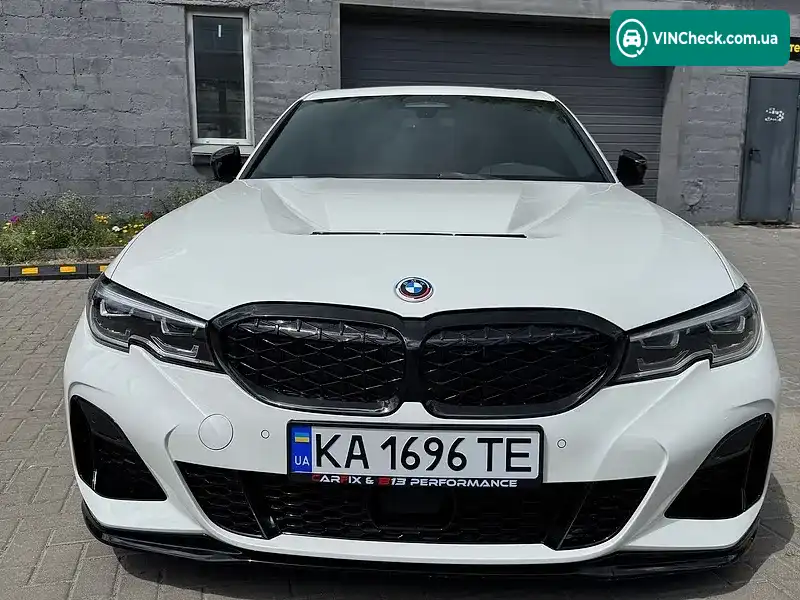 BMW 3 Series 2019, фото з оголошення 2 з 11, VIN WBA5U7C06LFH06244
