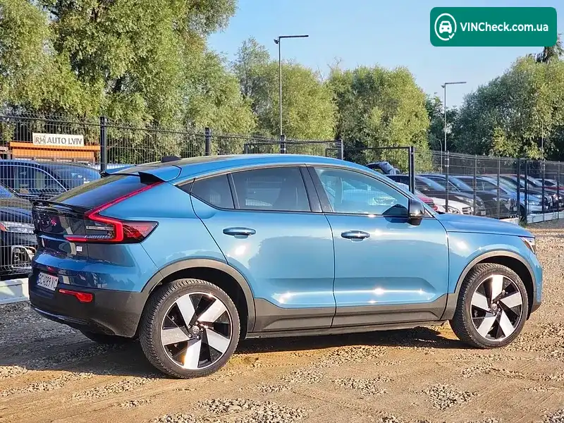 Volvo C40 Recharge 2023, фото з оголошення 2 з 20, VIN YV4ED3GLXP2049195