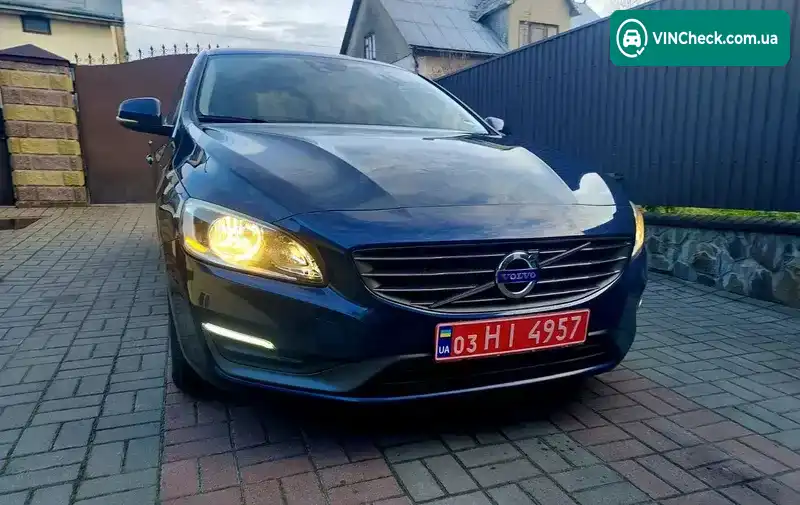 Volvo V60 2014, фото з оголошення 2 з 21, VIN YV1FW7381E1207461