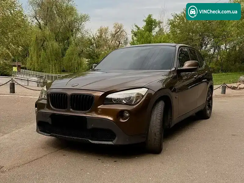 BMW X1 2010, фото з оголошення 1 з 11, VIN WBAVP31080VN11067