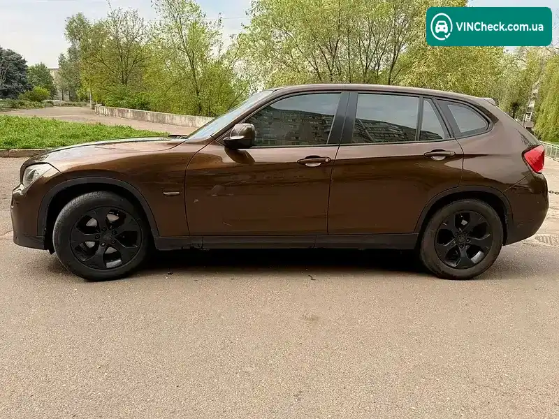 BMW X1 2010, фото з оголошення 2 з 11, VIN WBAVP31080VN11067