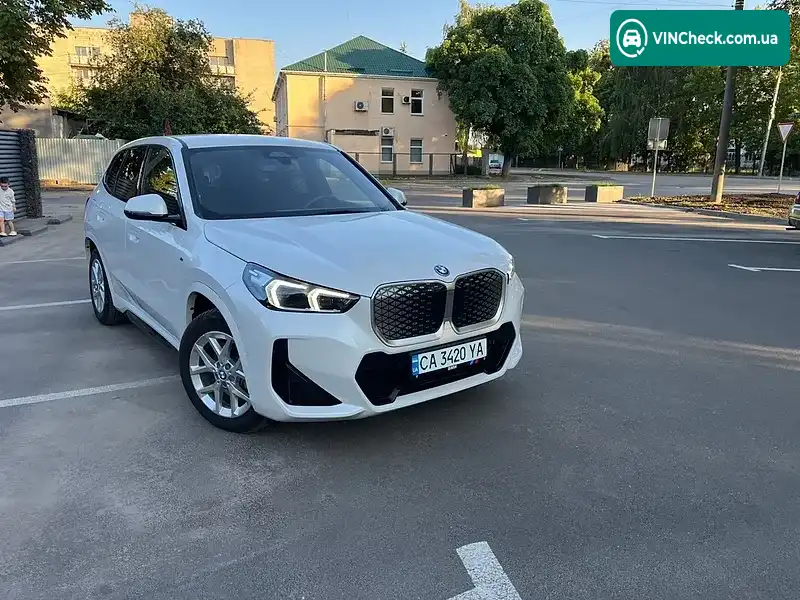 BMW iX1 2024, фото з оголошення 1 з 20, VIN WBY71EG0905Z99881