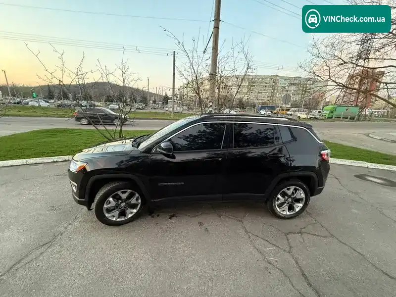 Jeep Compass 2020, фото з оголошення 1 з 21, VIN 3C4NJDCB0LT233908