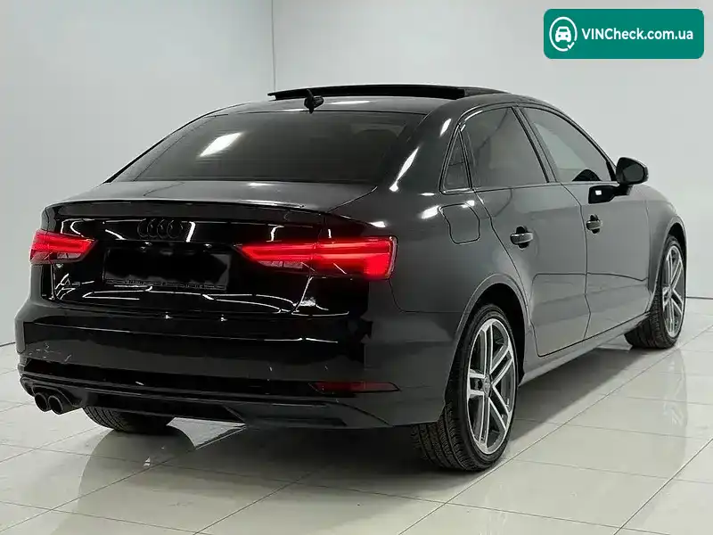 Audi A3 2019, фото з оголошення 2 з 15, VIN WAUAUGFF4LA041871
