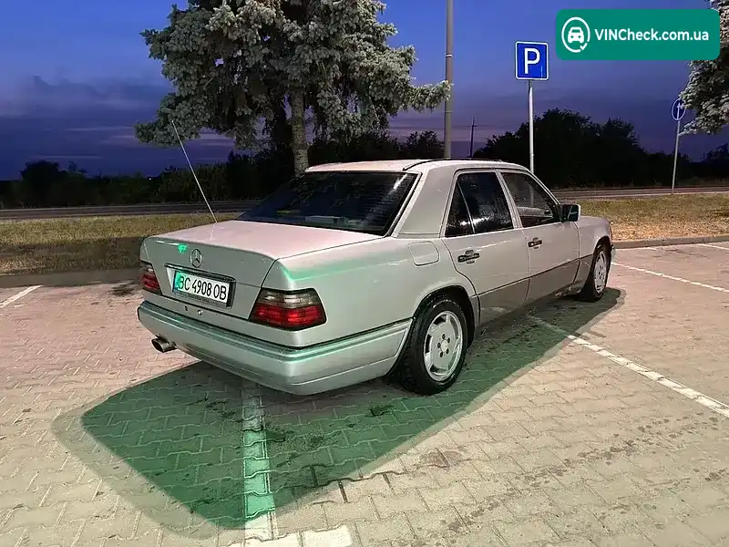 Mercedes-Benz E-Class 1994, фото з оголошення 1 з 11, VIN WDB1240221J025733