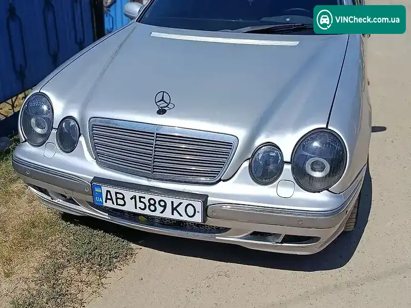 Mercedes-Benz E-Class 2001, фото з оголошення 1 з 7, VIN WDB2100261B424626