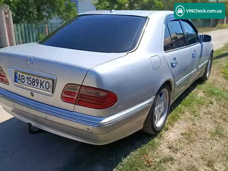 Mercedes-Benz E-Class 2001, фото з оголошення 2 з 7, VIN WDB2100261B424626