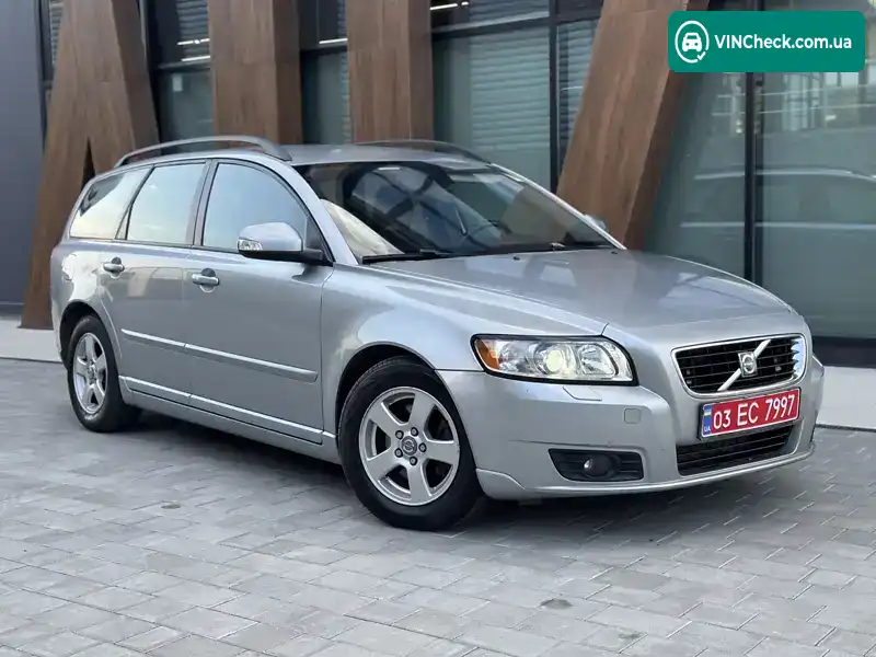Volvo V50 2009, фото з оголошення 2 з 20, VIN YV1MW0842A2530573