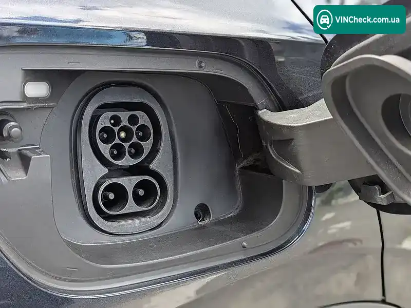 Volkswagen ID.4 2022, фото з оголошення 2 з 20, VIN LFVVB9E63N5021333