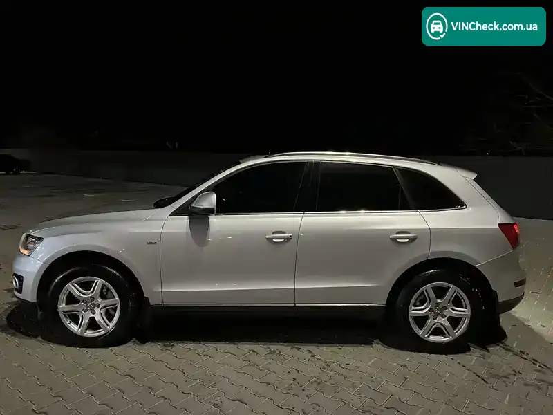 Audi Q5 2009, фото з оголошення 2 з 21, VIN WAUZZZ8R99A056382