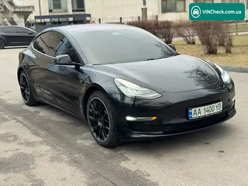 Tesla Model 3 2018, фото з оголошення 1 з 13, VIN 5YJ3E1EB9JF150450