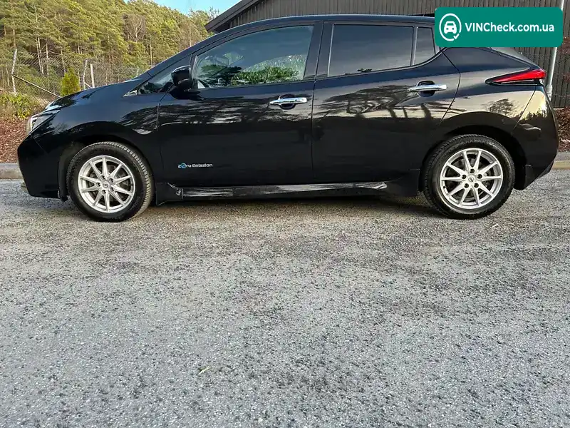Nissan Leaf 2018, фото з оголошення 2 з 14, VIN SJNFAAZE1U0029655