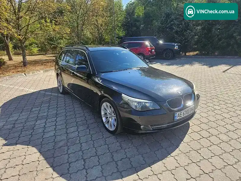 BMW 5 Series 2009, фото з оголошення 2 з 16, VIN WBAPX51010C145744