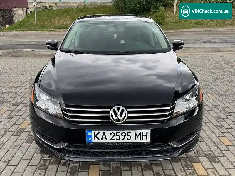 Volkswagen Passat 2012, фото з оголошення 2 з 13, VIN 1VWBH7A34DC009255