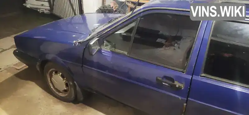 Volkswagen Passat 1988, фото з оголошення 2 з 17, VIN WVWZZZ33ZJE002832