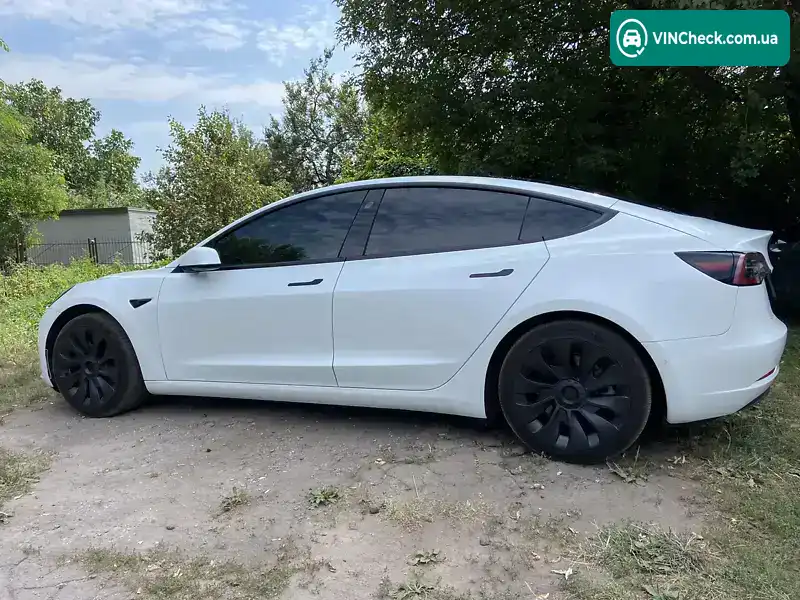 Tesla Model 3 2021, фото з оголошення 2 з 20, VIN 5YJ3E1EB1MF992297