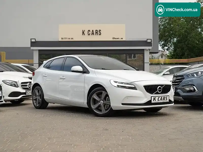 Volvo V40 2018, фото з оголошення 1 з 20, VIN YV1MV79K0J2493919