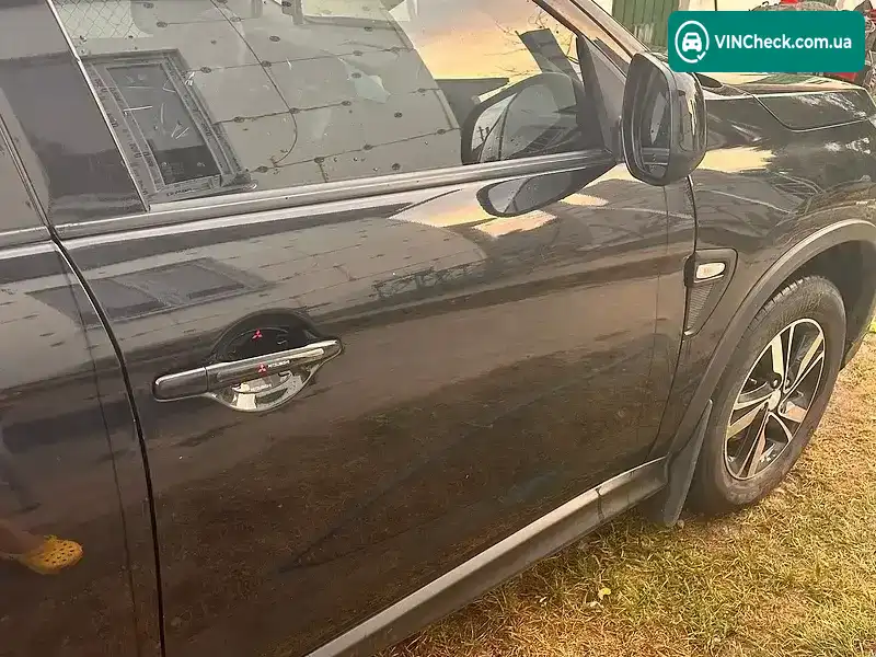Mitsubishi ASX 2019, фото з оголошення 1 з 9, VIN JMBXNGA1WLU000207