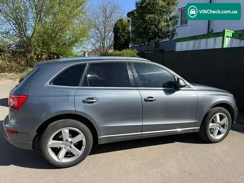 Audi Q5 2011, фото з оголошення 2 з 13, VIN WA1LFAFP4CA006429