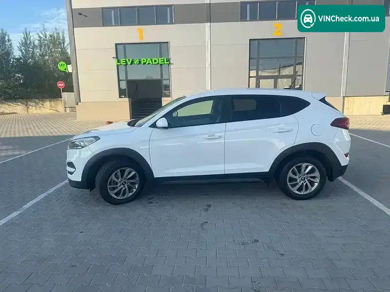 Hyundai Tucson 2016, фото з оголошення 2 з 11, VIN KM8J23A49GU194009