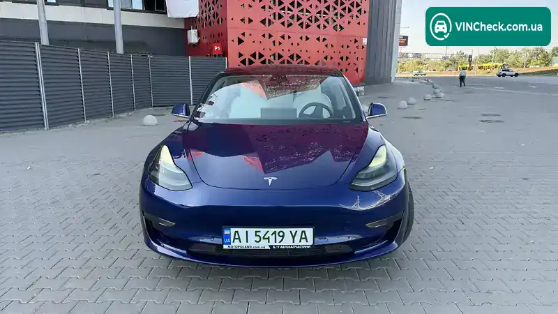 Tesla Model 3 2019, фото з оголошення 2 з 19, VIN 5YJ3E1EB5KF390693