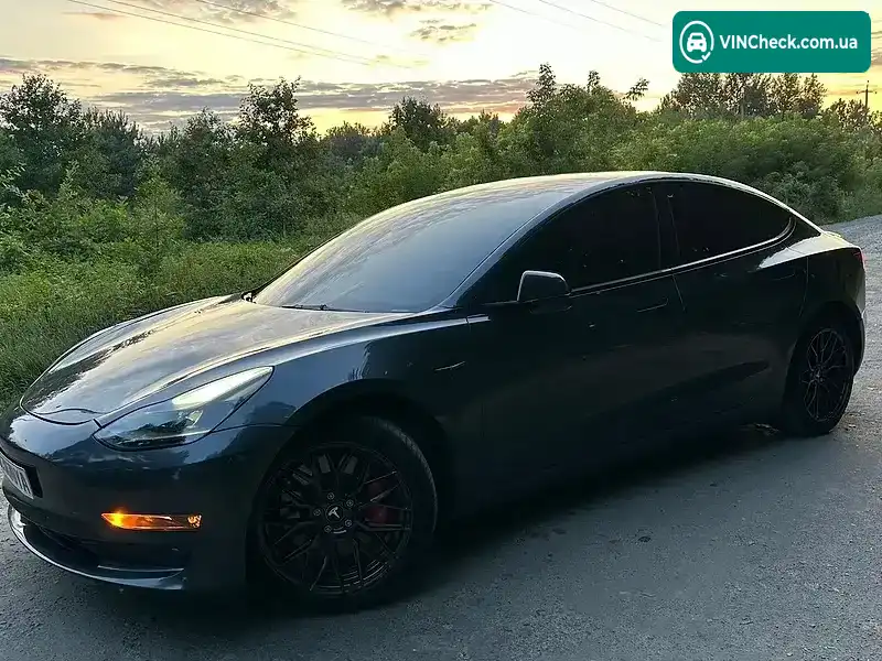 Tesla Model 3 2022, фото з оголошення 2 з 10, VIN 5YJ3E1EC5NF273936