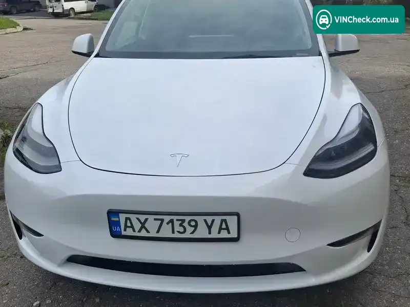 Tesla Model Y 2024, фото з оголошення 1 з 16, VIN 7SAYGDEF0RA266605