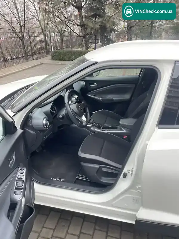 Nissan Juke 2021, фото з оголошення 2 з 14, VIN SJNFAAF16U1134178
