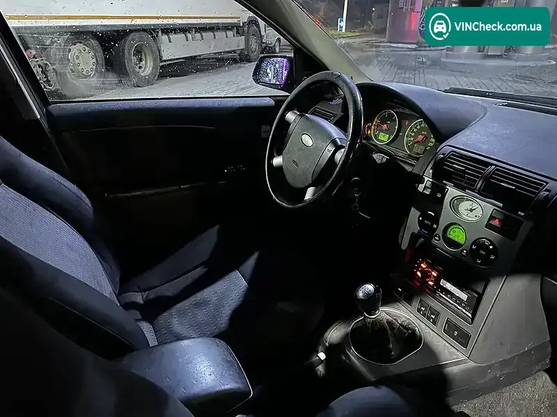 Ford Mondeo 2001, фото з оголошення 2 з 14, VIN WF05XXGBB51A55611