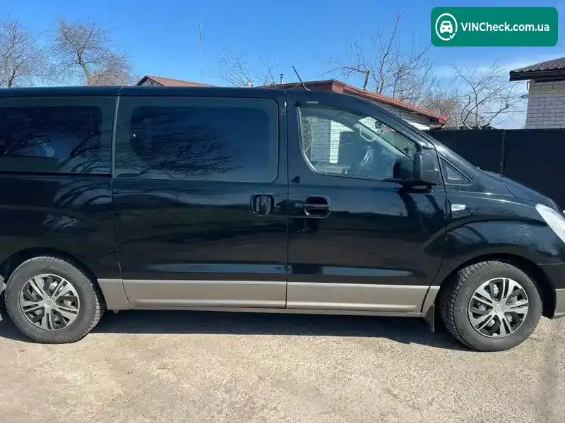 Hyundai H-1 2012, фото з оголошення 1 з 20, VIN KMHWH81KBCU432796