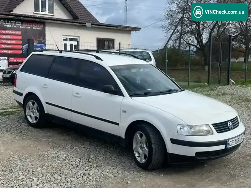 Volkswagen Passat 1999, фото з оголошення 2 з 5, VIN WVWZZZ3BZYE208921