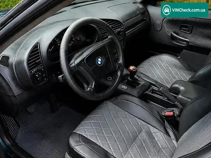 BMW 3 Series 1995, фото з оголошення 1 з 12, VIN WBACA91080KA20255