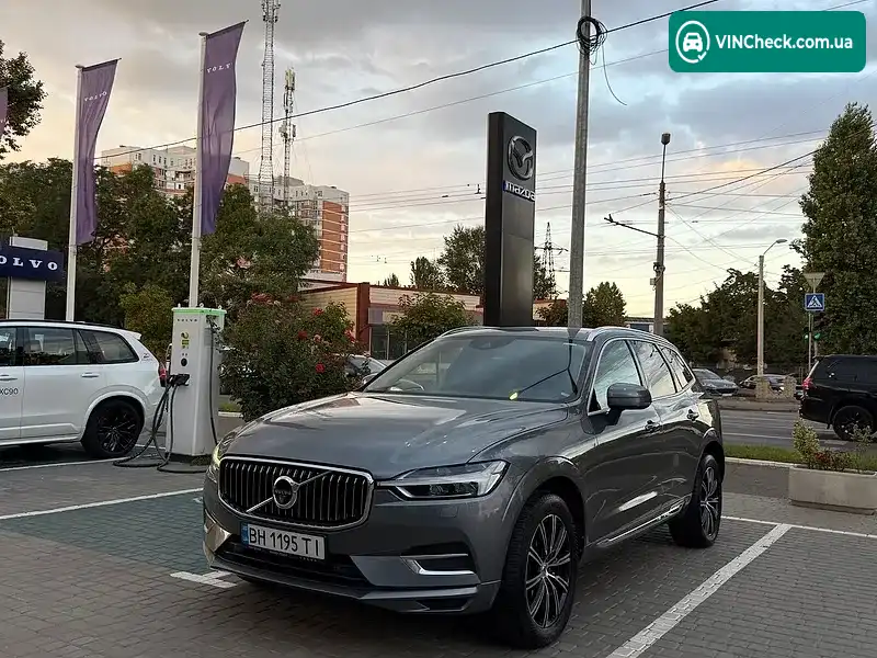 Volvo XC60 2018, фото з оголошення 2 з 20, VIN YV1UZA8UCK1226065