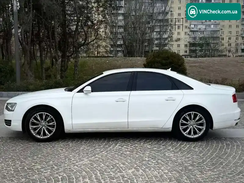 Audi A8 2012, фото з оголошення 2 з 21, VIN WAUZZZ4H5DN012040