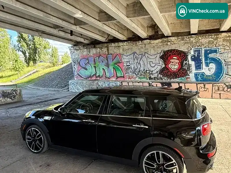 MINI Clubman 2016, фото з оголошення 1 з 20, VIN WMWLN9C53G2E48208