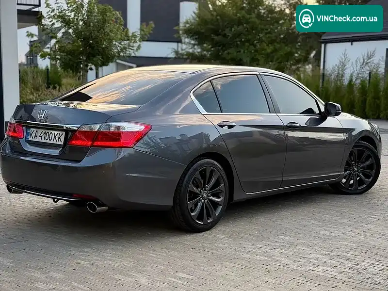 Honda Accord 2013, фото з оголошення 2 з 20, VIN 1HGCR2650DA704848