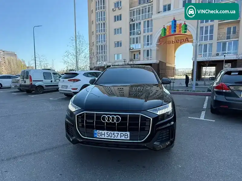 Audi Q8 2020, фото з оголошення 2 з 20, VIN WAUZZZF12MD016603