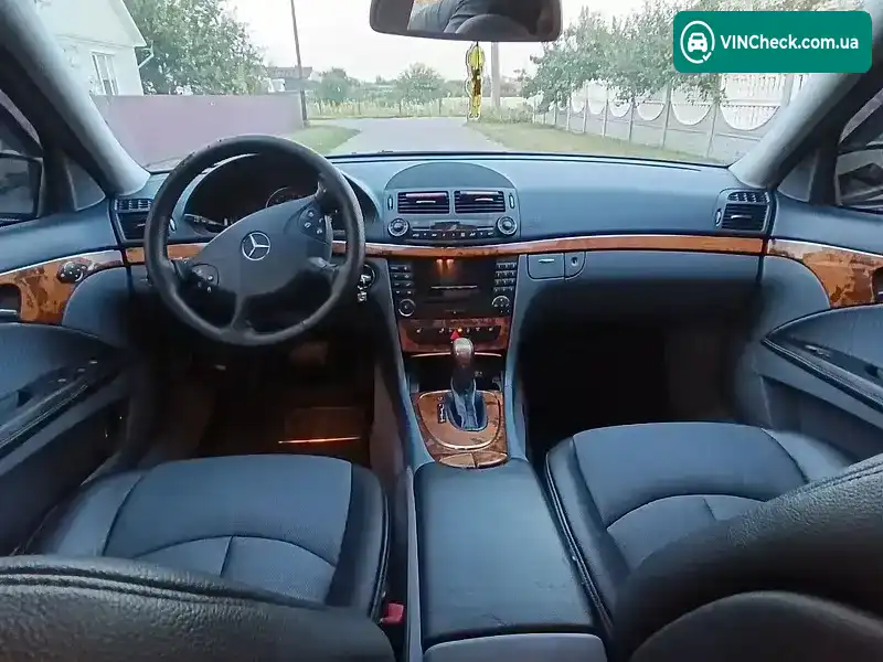 Mercedes-Benz E-Class 2005, фото з оголошення 1 з 15, VIN WDB2110421A617745