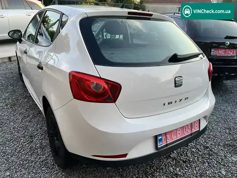 SEAT Ibiza 2010, фото з оголошення 2 з 11, VIN VSSZZZ6JZAR052649